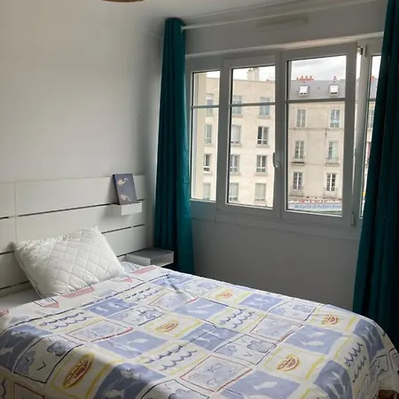 Le Bretagne, 3 Apartment